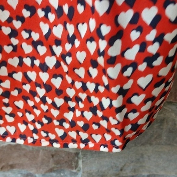 J Crew Silk Cold-Shoulder Top Heart Print Nwt - Picture 6 of 8